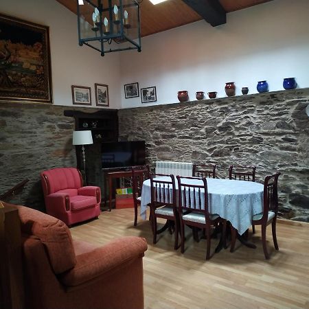 Casa O Castelo En Touro Villa Exteriör bild