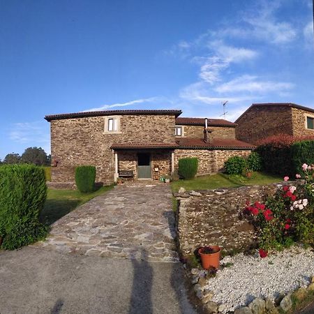 Casa O Castelo En Touro Villa Exteriör bild