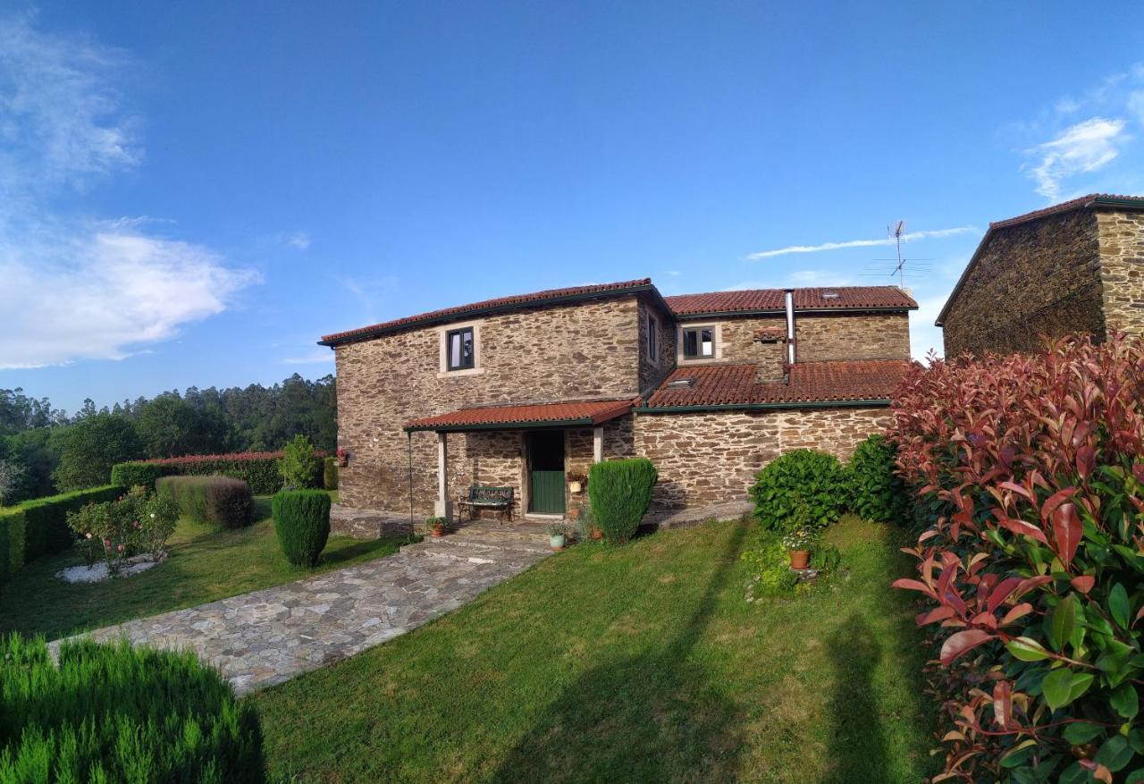 Casa O Castelo En Touro Villa Exteriör bild